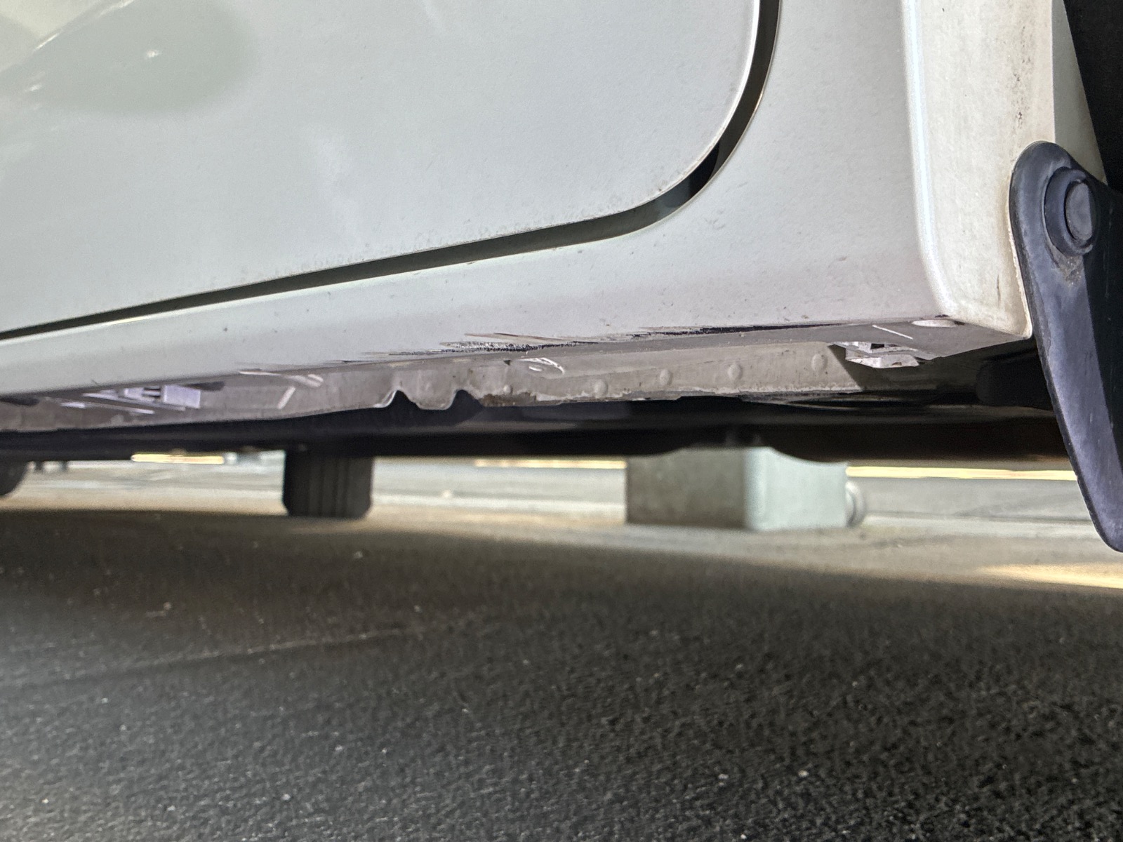 キズ・ヘコミ_21