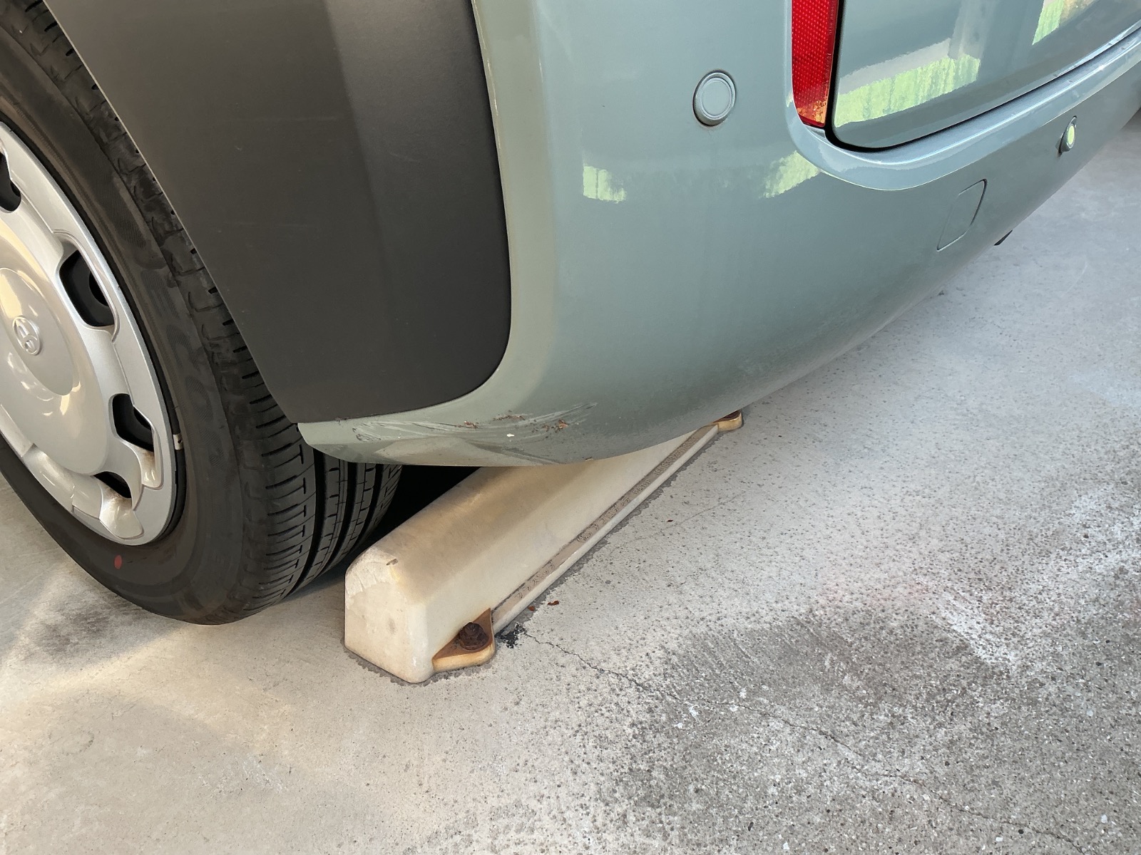 キズ・ヘコミ_55