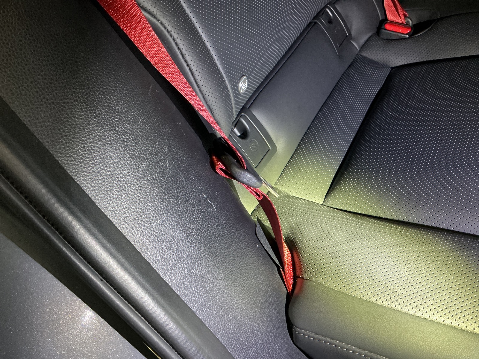 キズ・ヘコミ_64