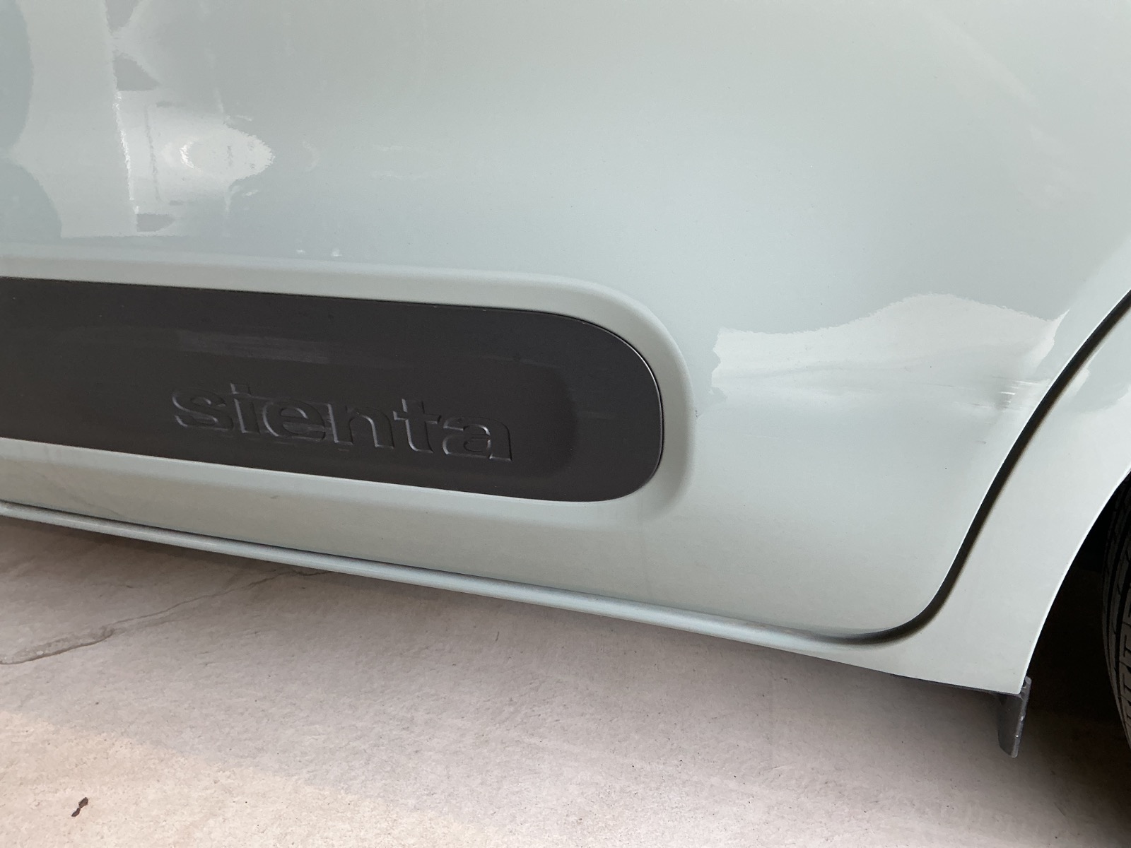 キズ・ヘコミ_24