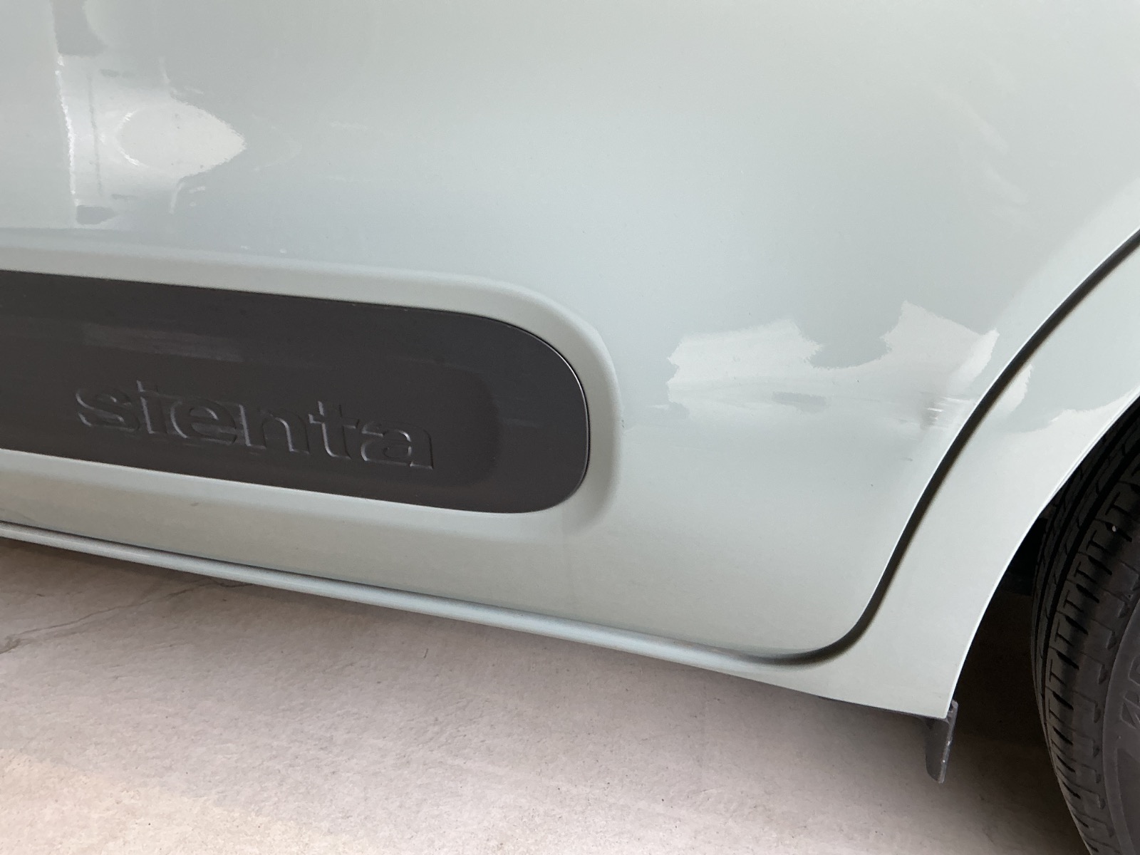 キズ・ヘコミ_25