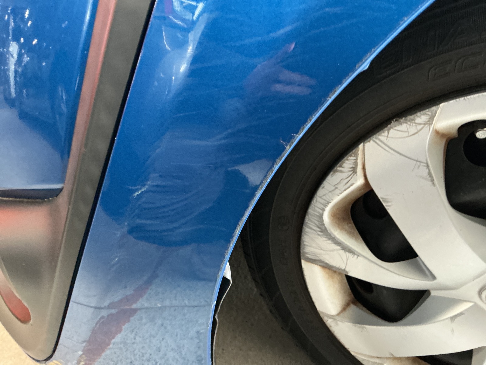 キズ・ヘコミ_11