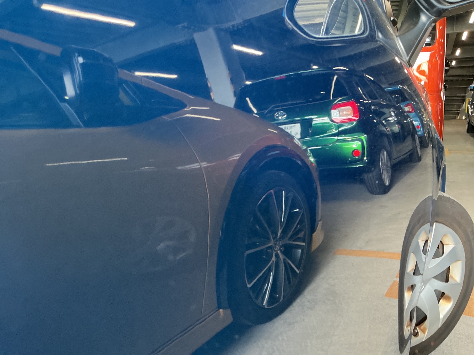 キズ・ヘコミ_18