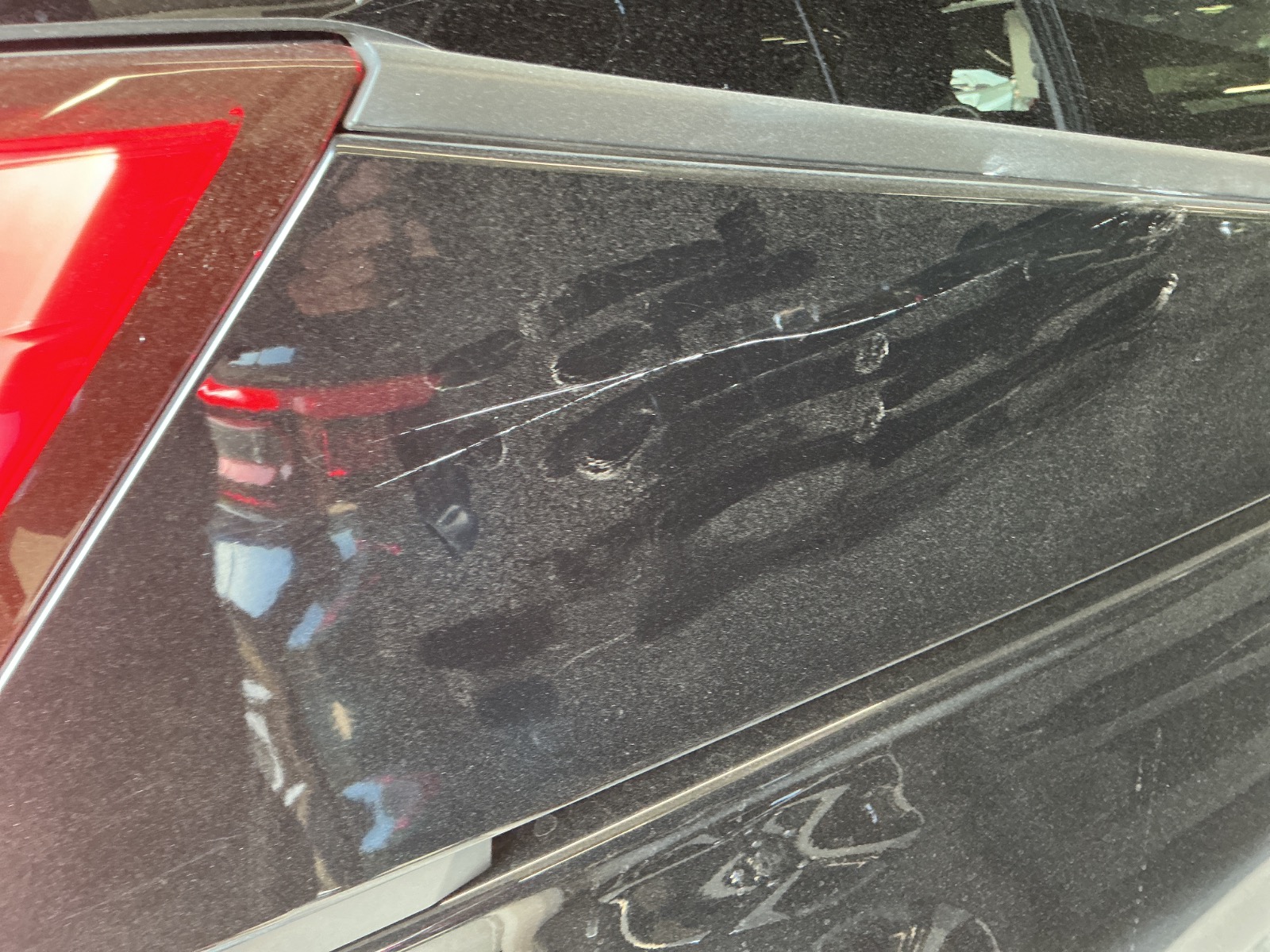 キズ・ヘコミ_41