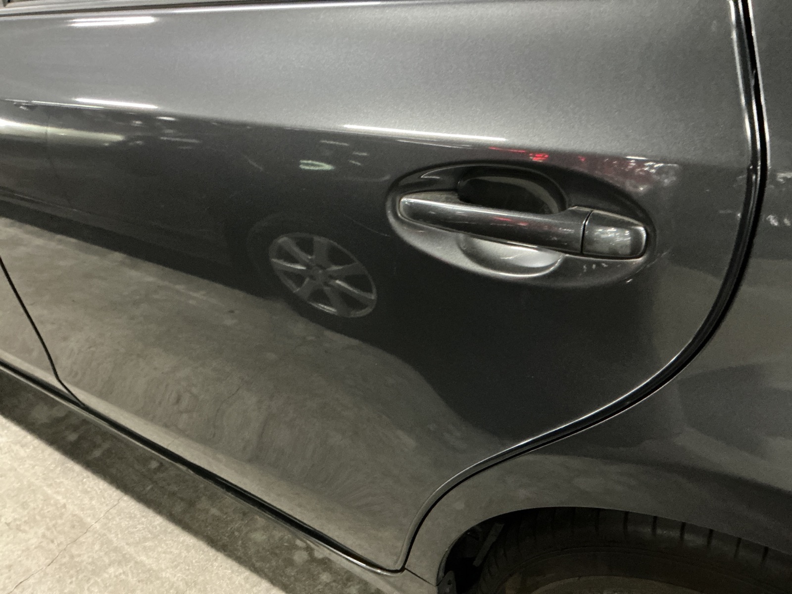 キズ・ヘコミ_25