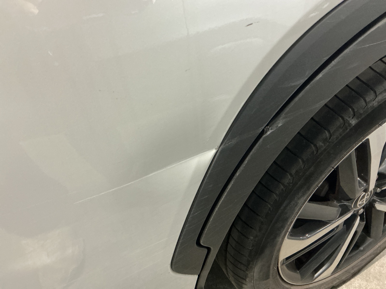 キズ・ヘコミ_25