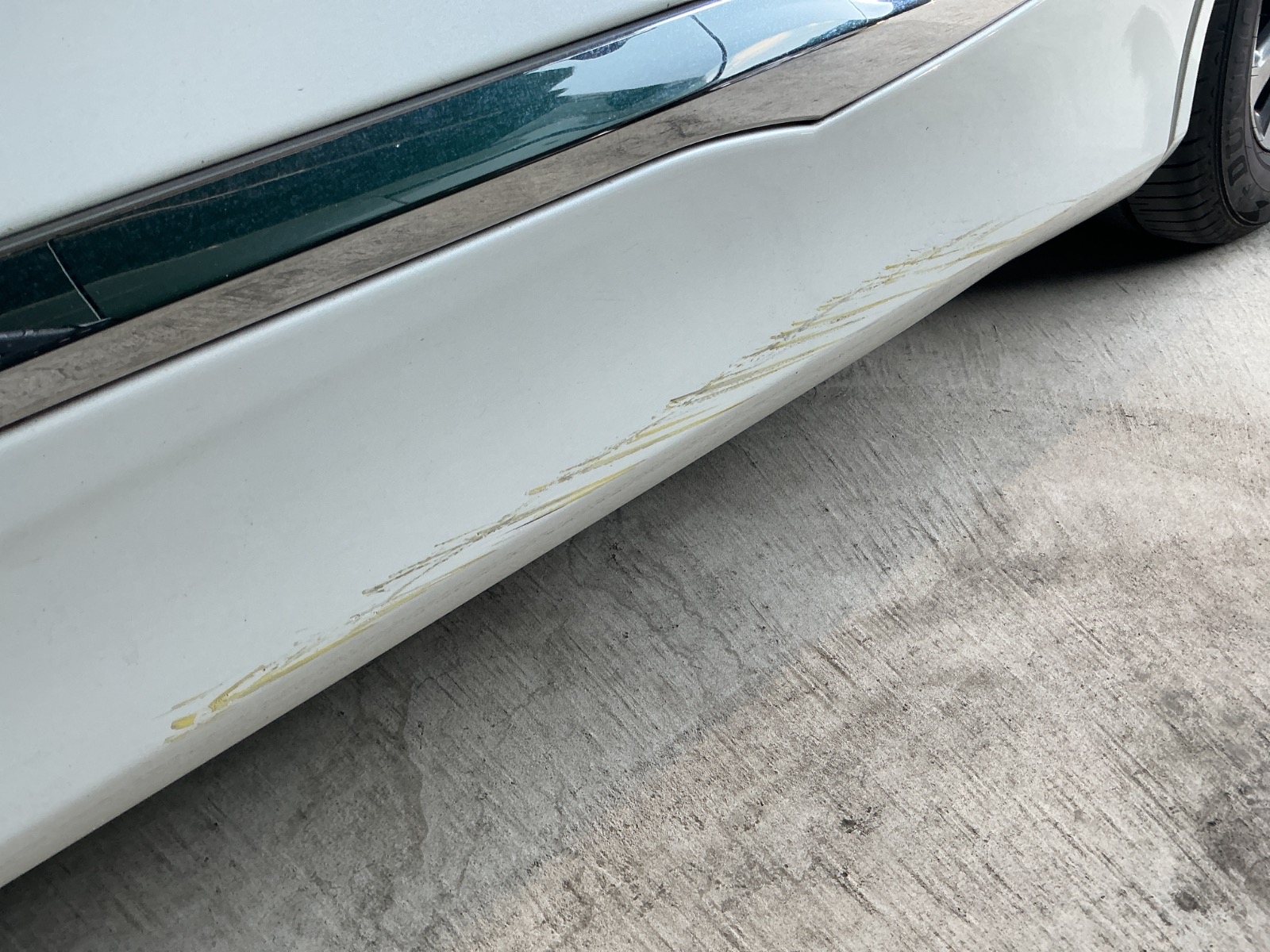 キズ・ヘコミ_25