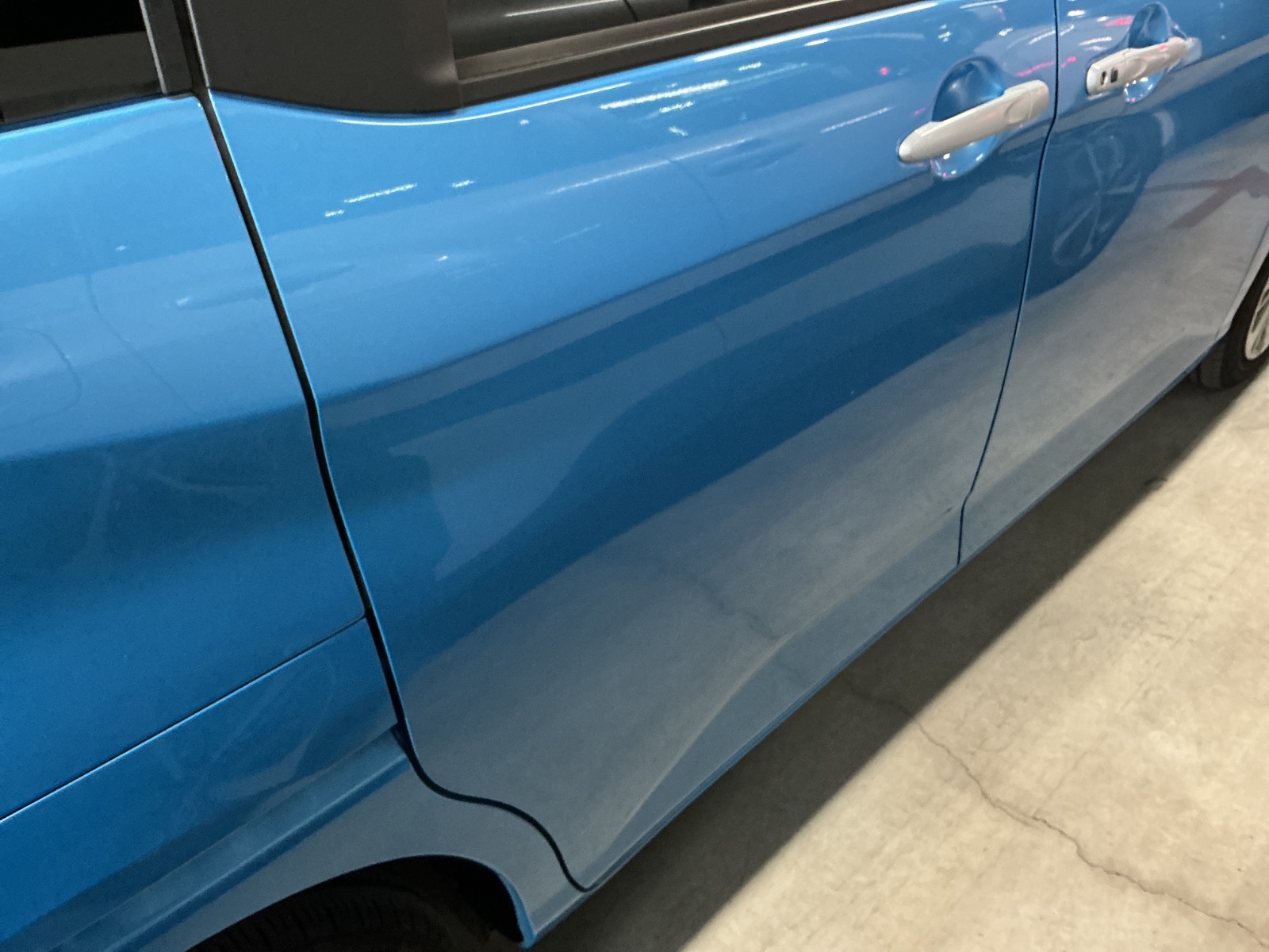 キズ・ヘコミ_26