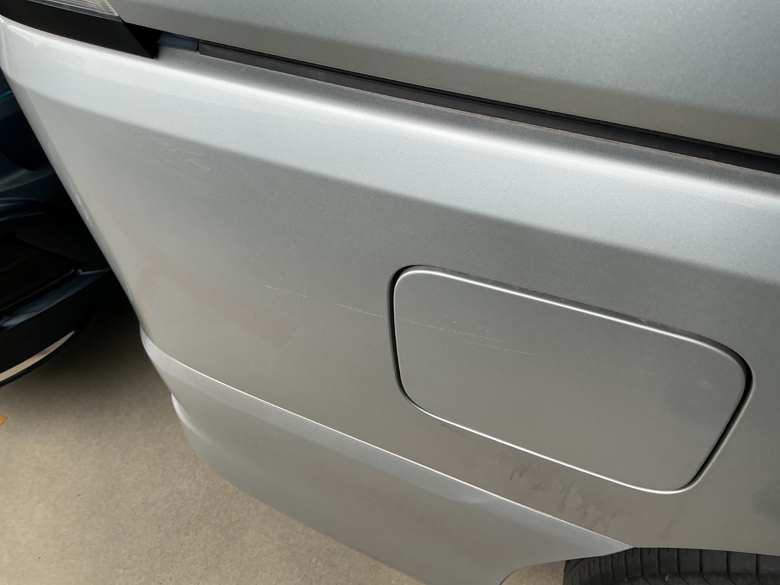 キズ・ヘコミ_41