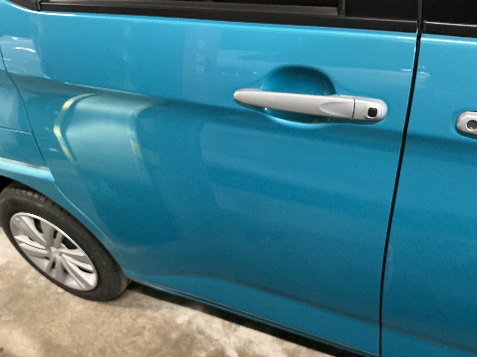 キズ・ヘコミ_27