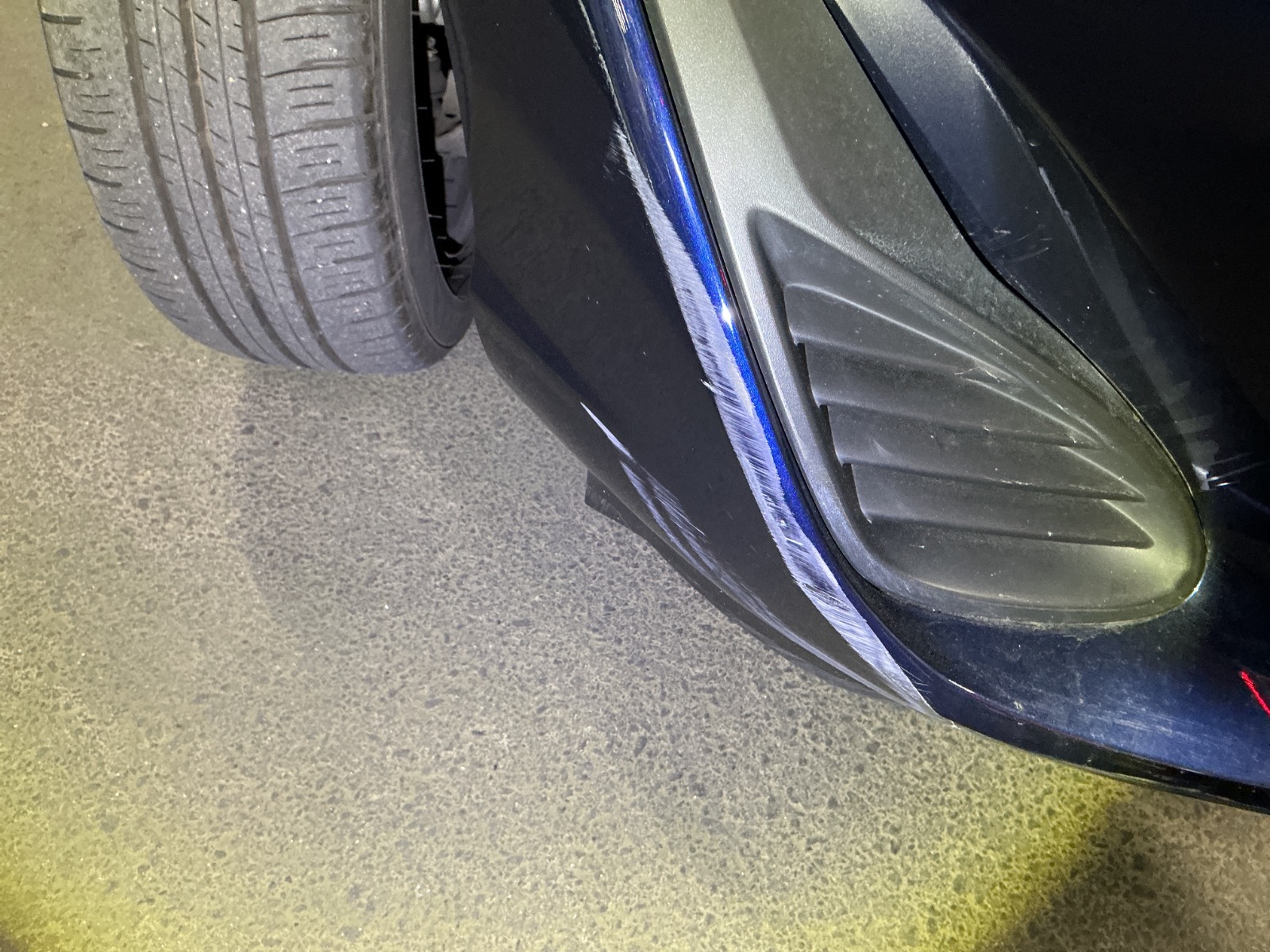 キズ・ヘコミ_06