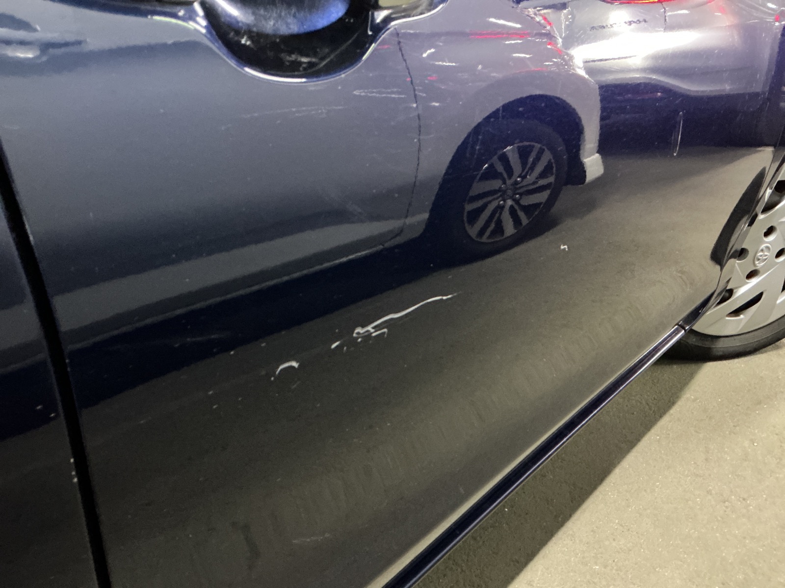 キズ・ヘコミ_18