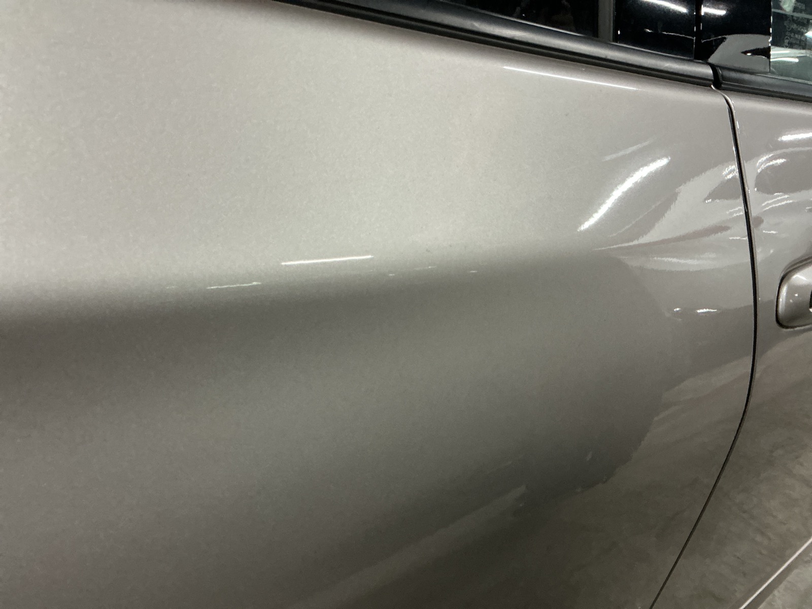 キズ・ヘコミ_26