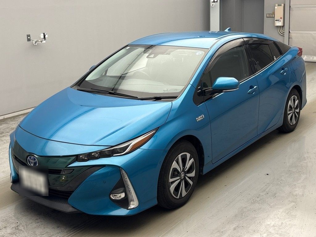 トヨタ プリウスPHV A