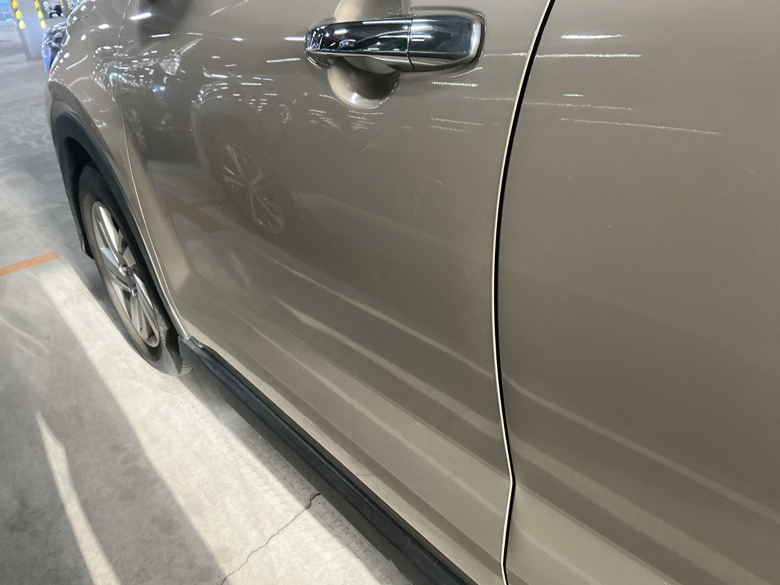 キズ・ヘコミ_17