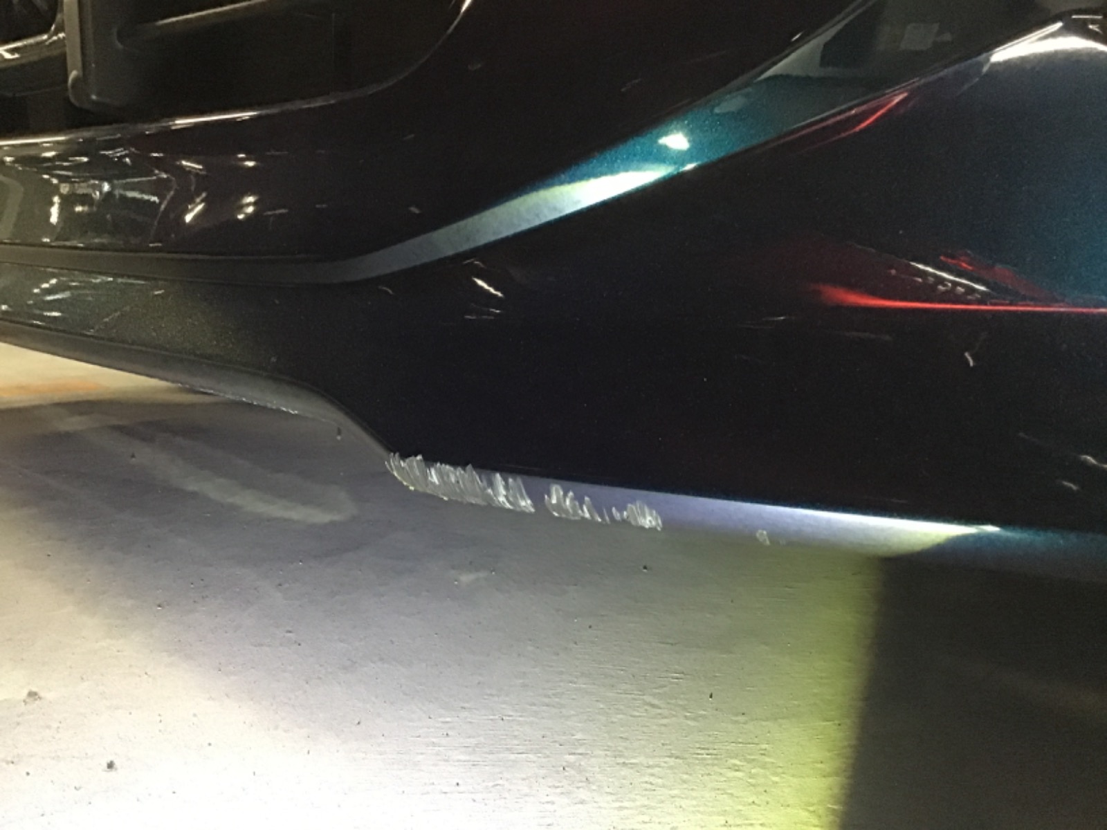 キズ・ヘコミ_05