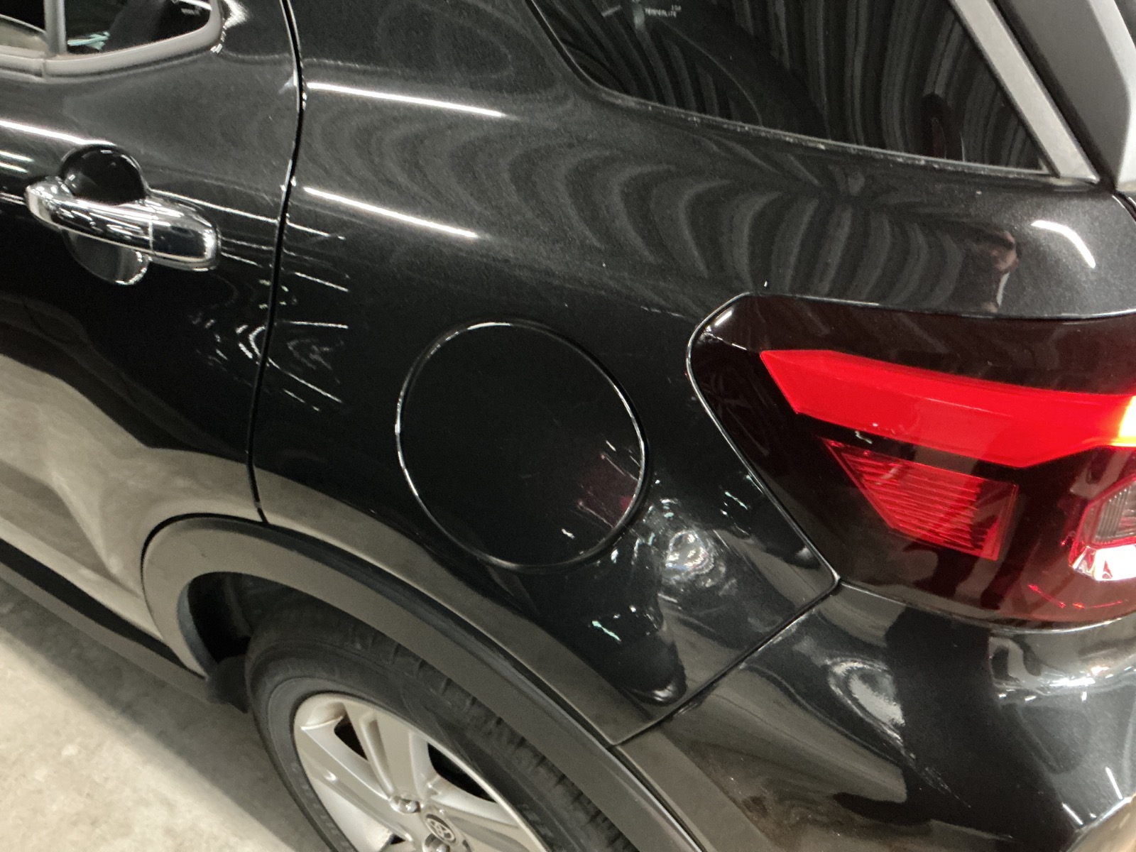 キズ・ヘコミ_38