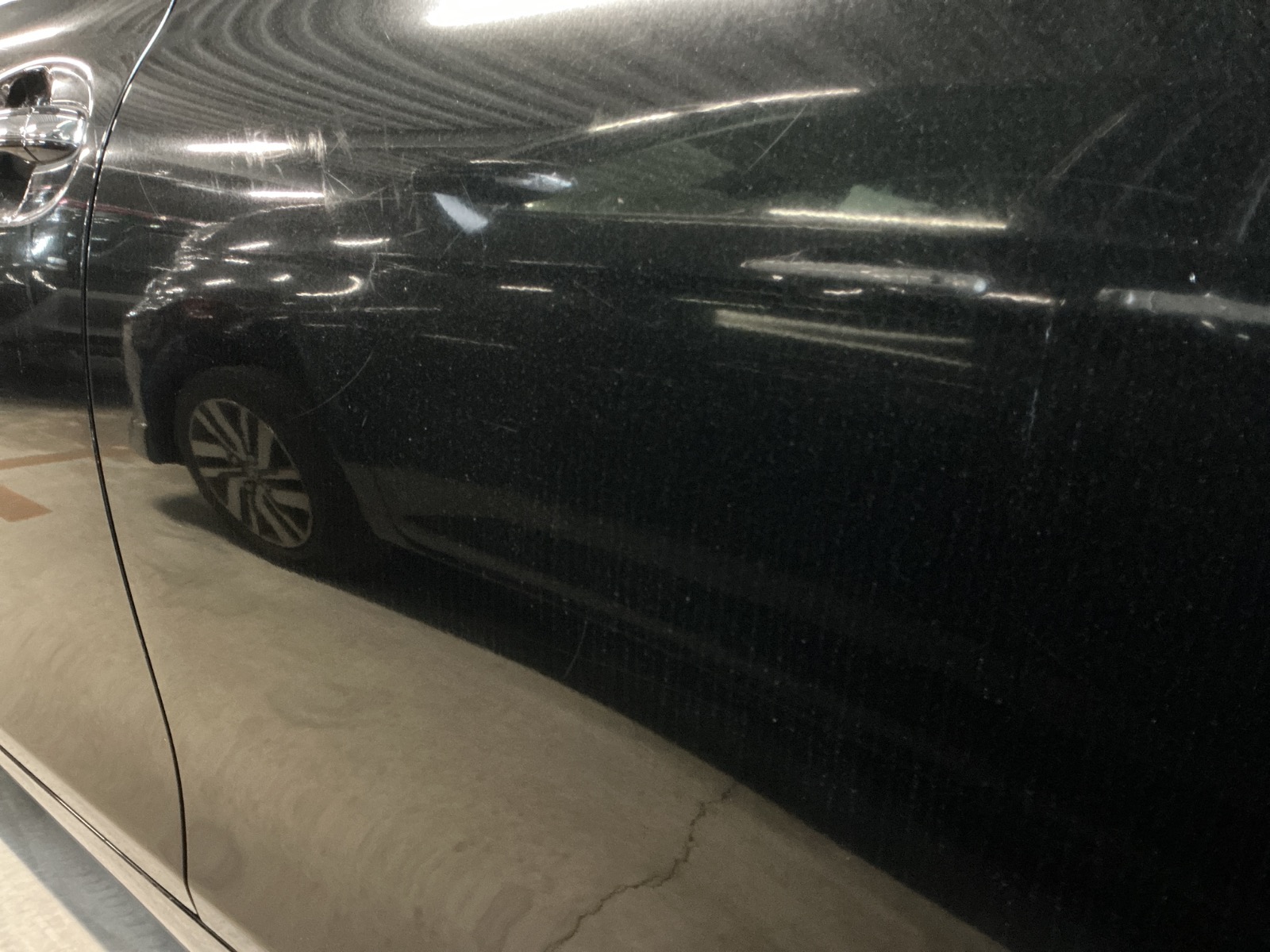 キズ・ヘコミ_25