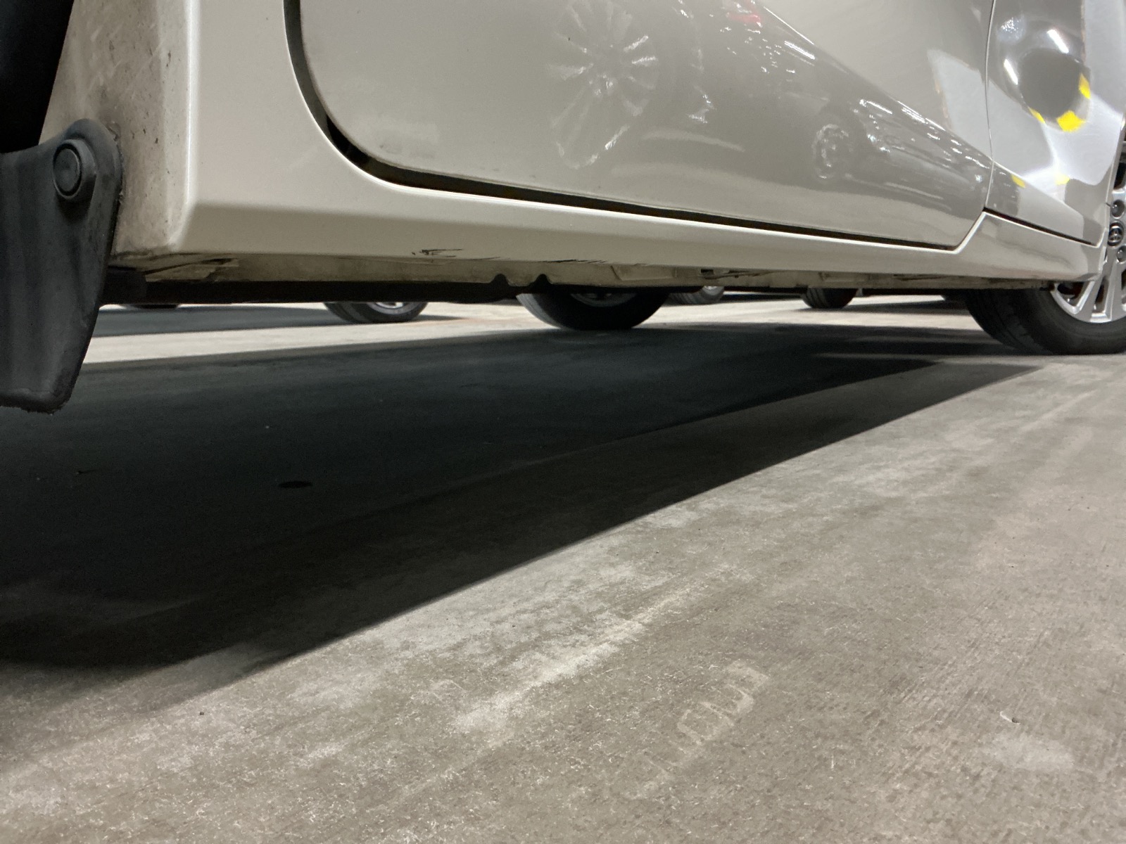 キズ・ヘコミ_23