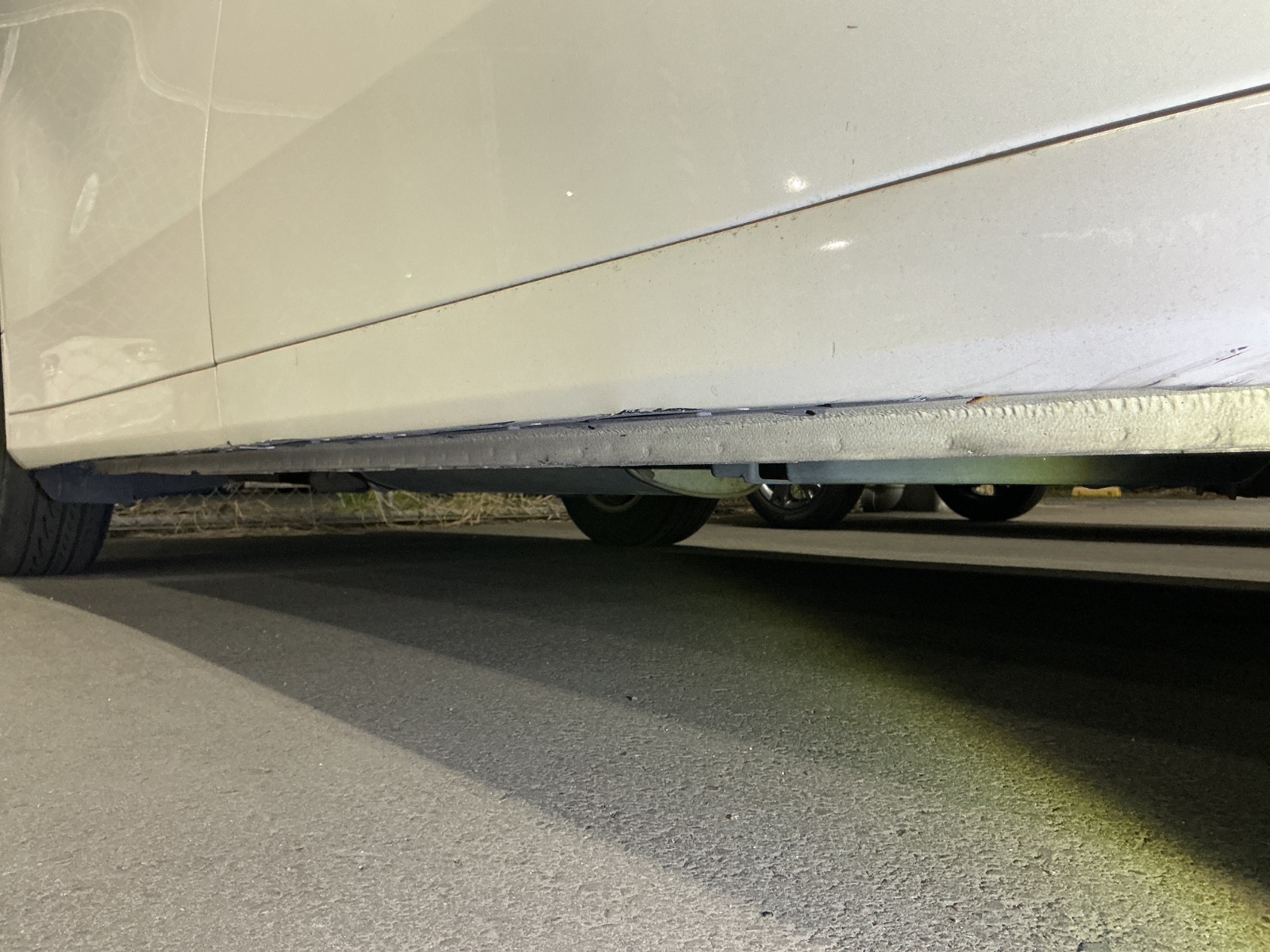 キズ・ヘコミ_18