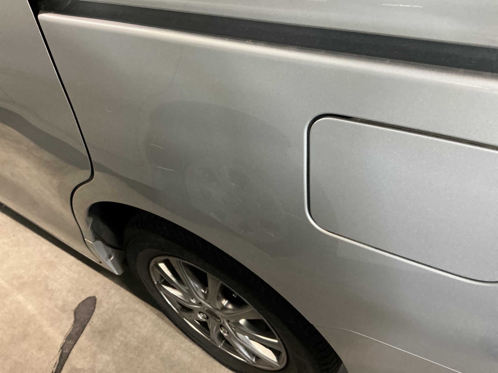 キズ・ヘコミ_38