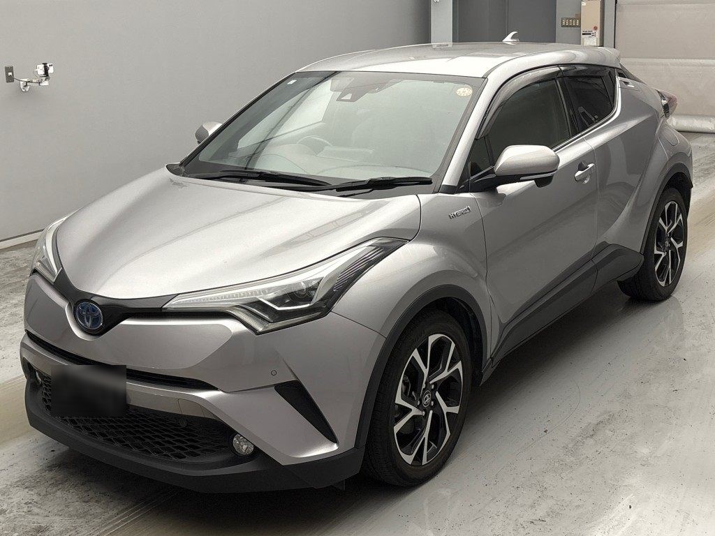 トヨタ C-HR ハイブリッド G