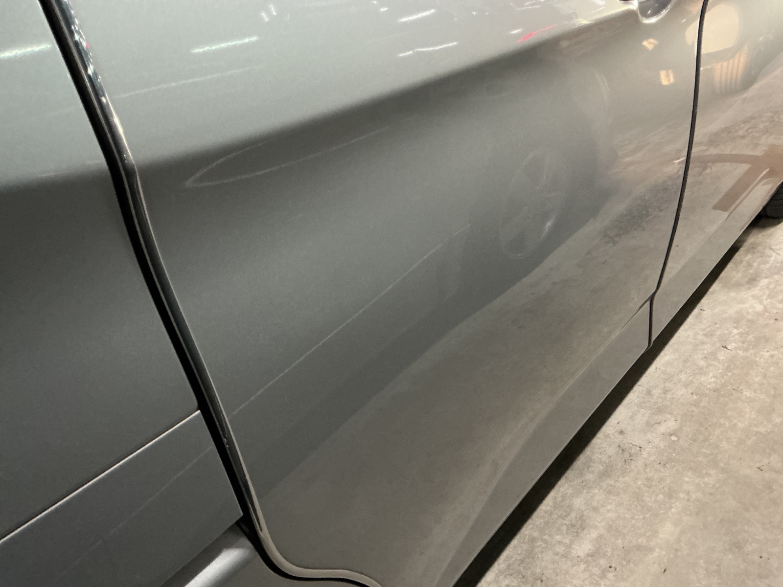 キズ・ヘコミ_26