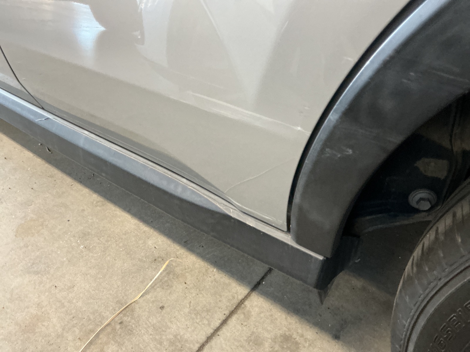 キズ・ヘコミ_25