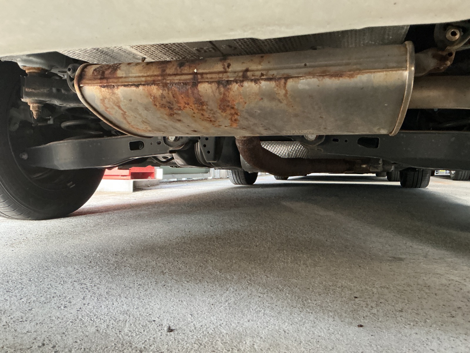 キズ・ヘコミ_64