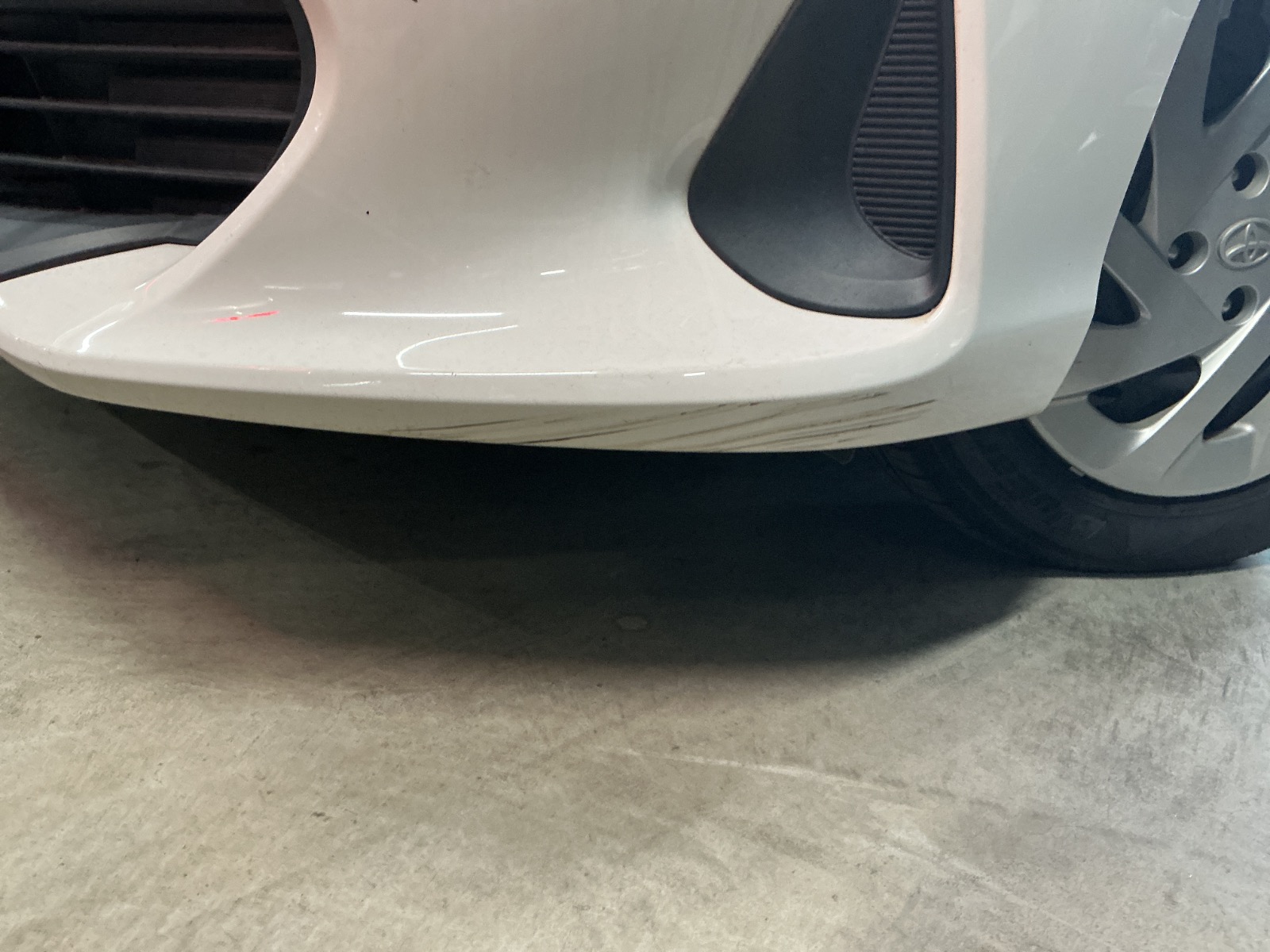 キズ・ヘコミ_05