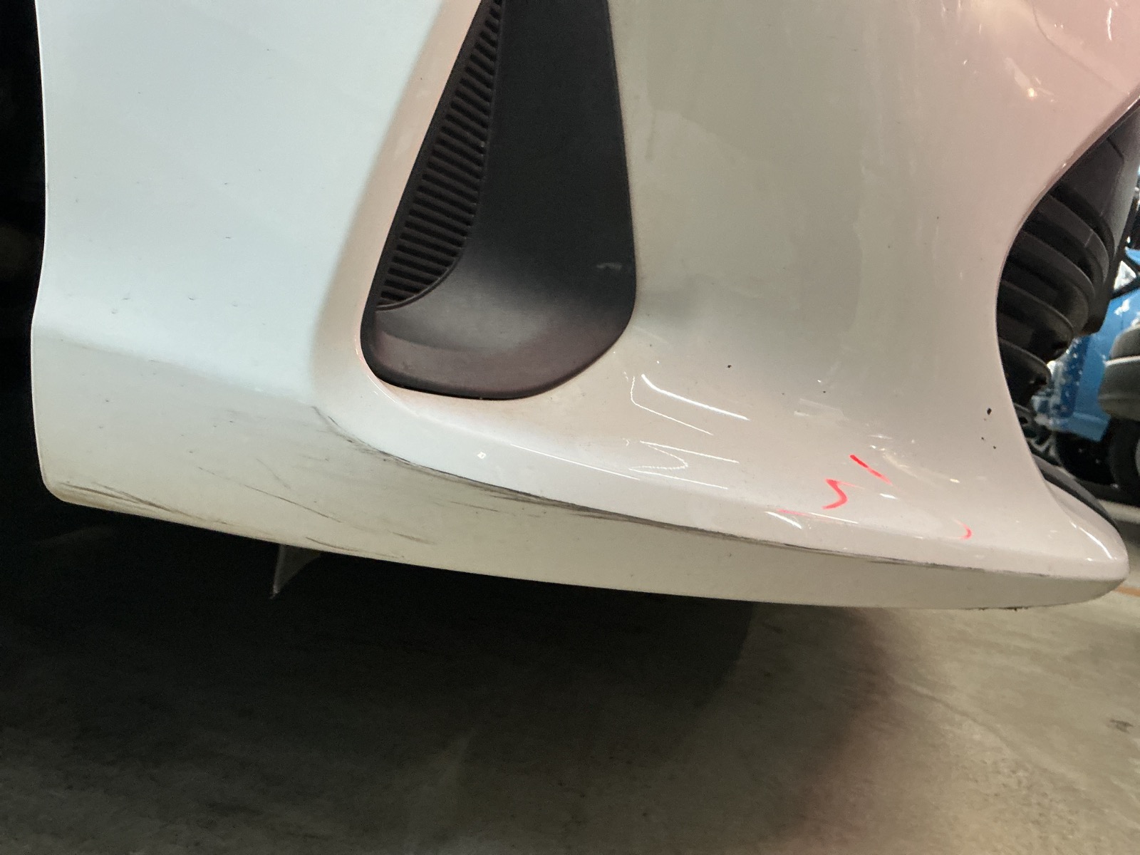 キズ・ヘコミ_06