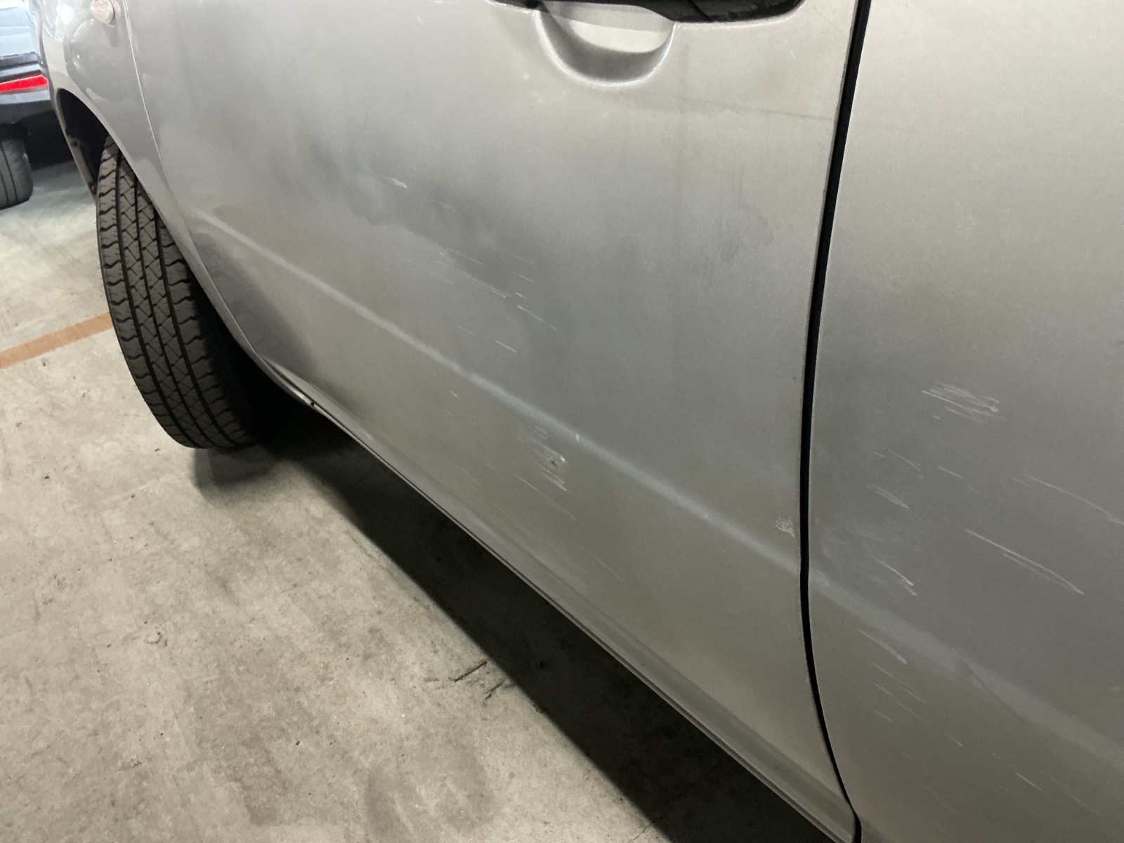 キズ・ヘコミ_17