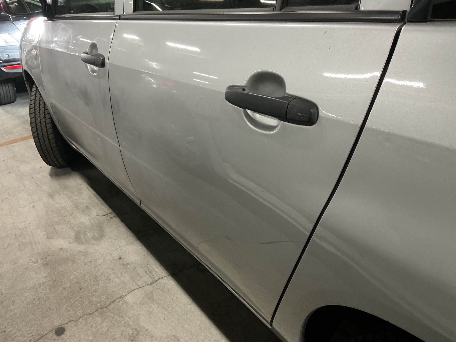 キズ・ヘコミ_25