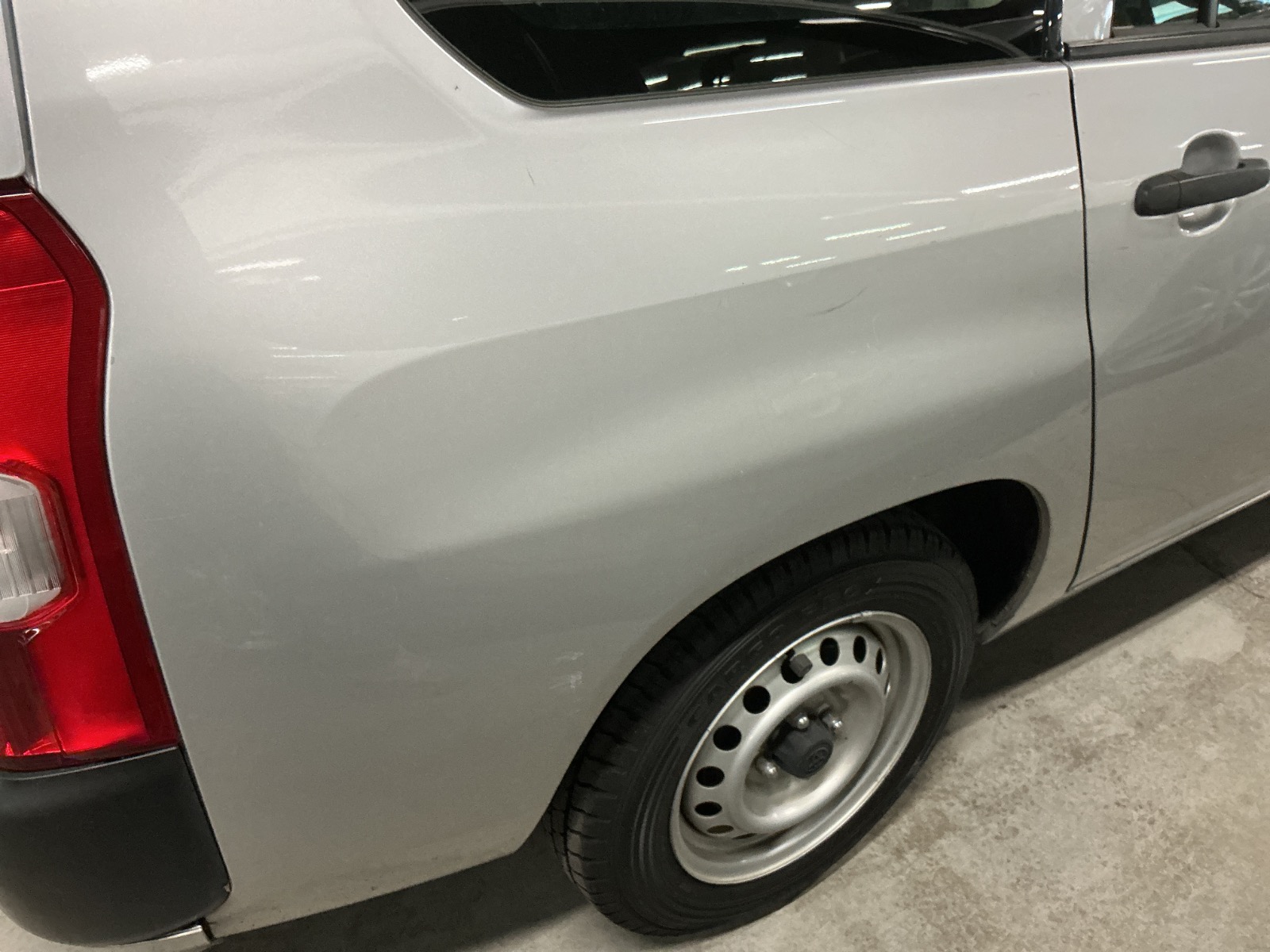 キズ・ヘコミ_40