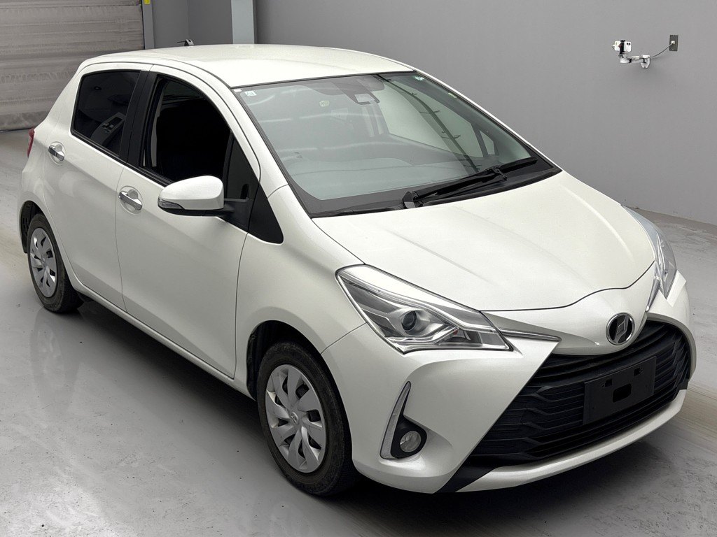 ヴィッツ Fセーフティエディション3