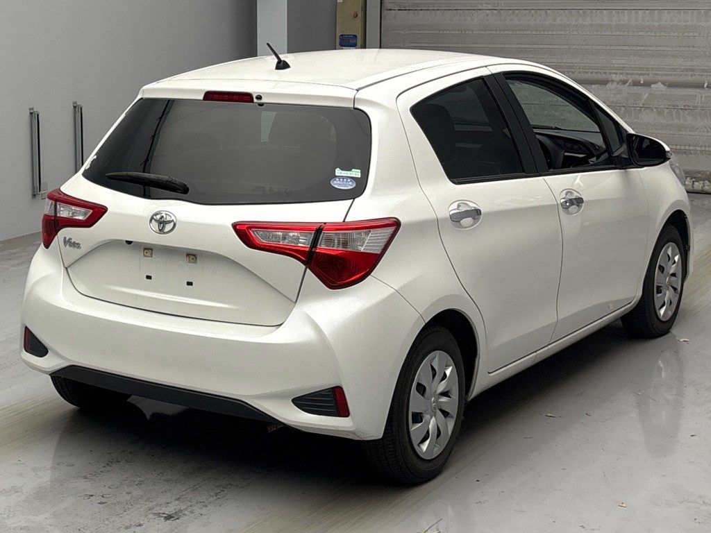 ヴィッツ Fセーフティエディション3