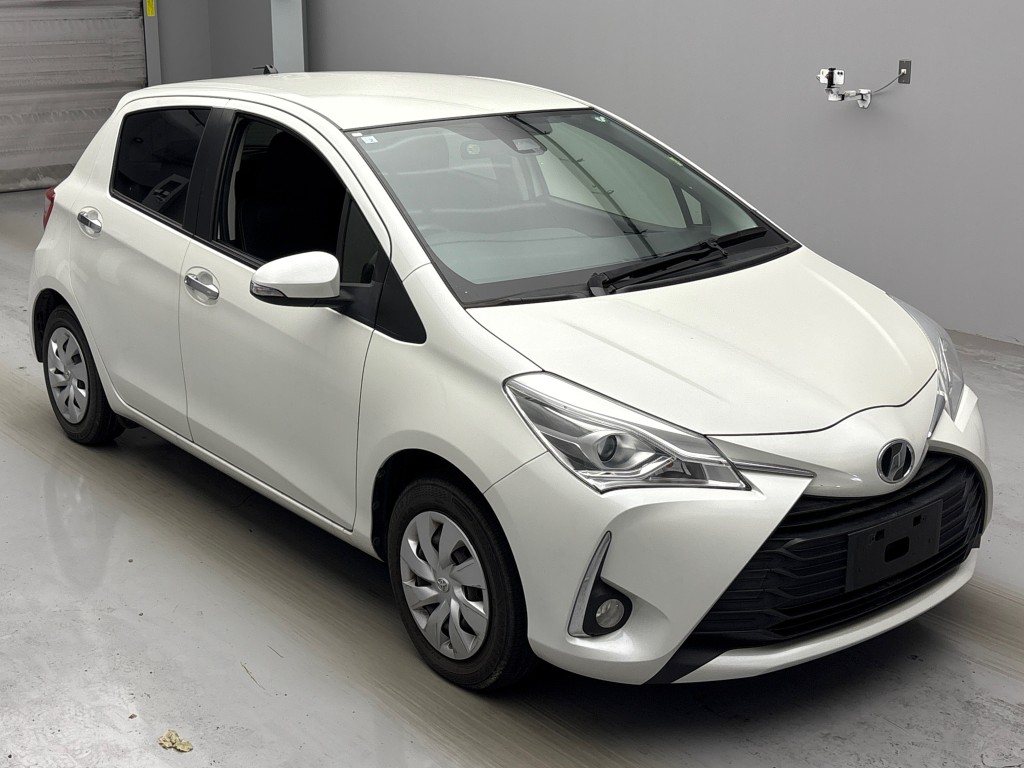 ヴィッツ Fセーフティエディション3