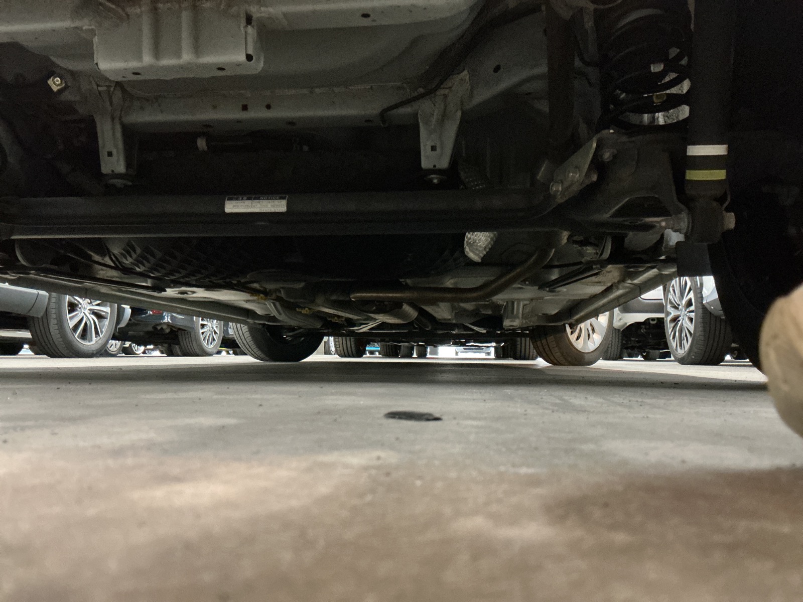 キズ・ヘコミ_64