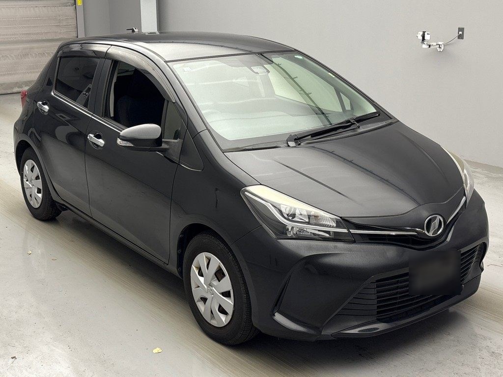 ヴィッツ F LEDエディション