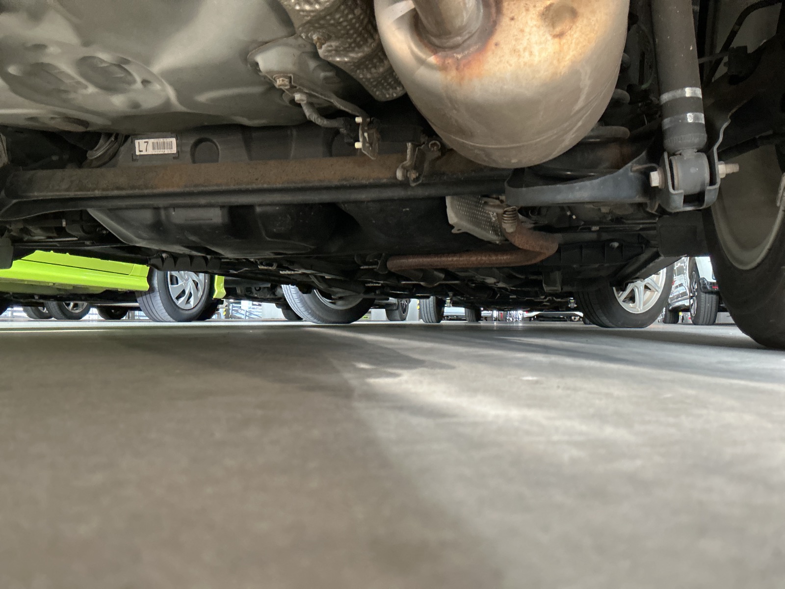 キズ・ヘコミ_64