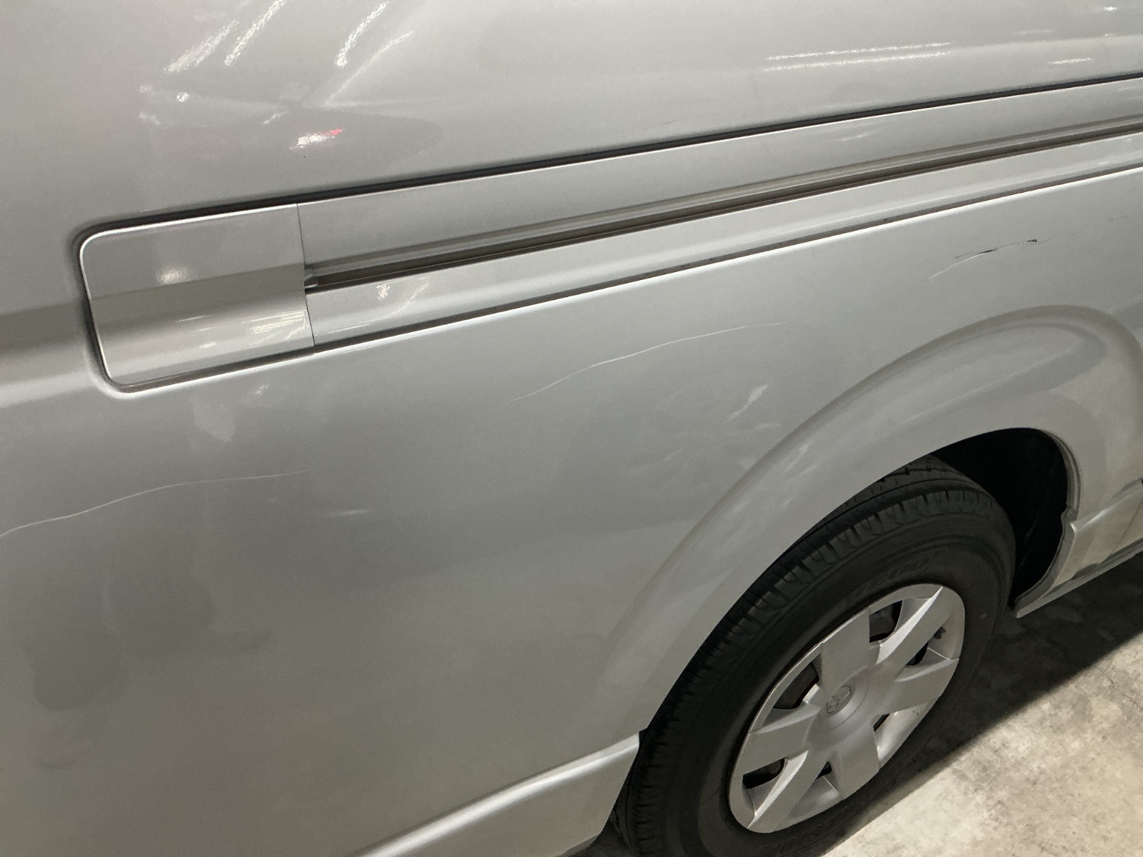 キズ・ヘコミ_41