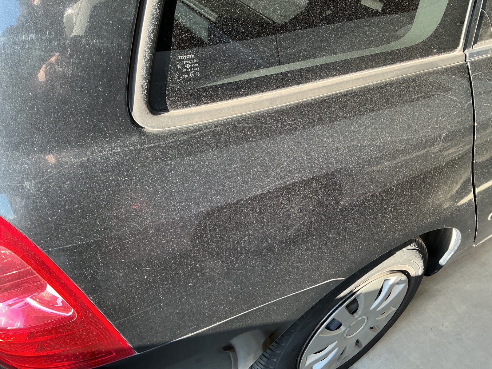 キズ・ヘコミ_40