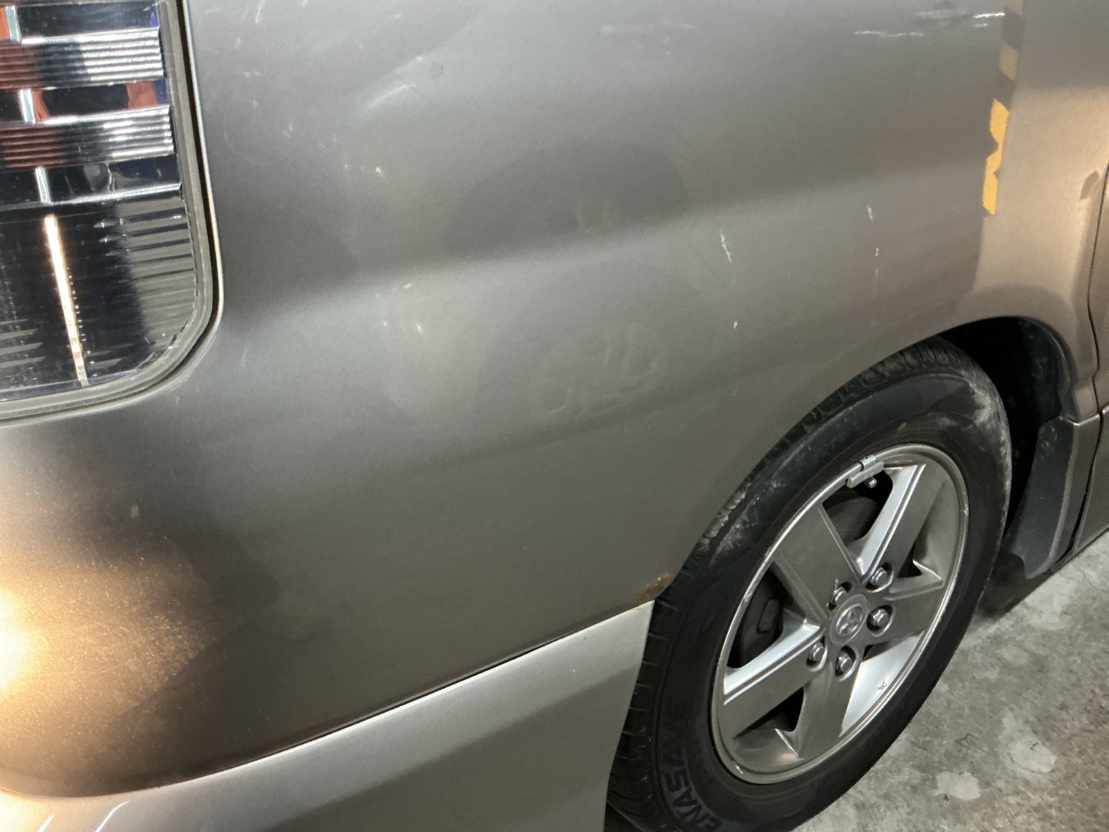 キズ・ヘコミ_41