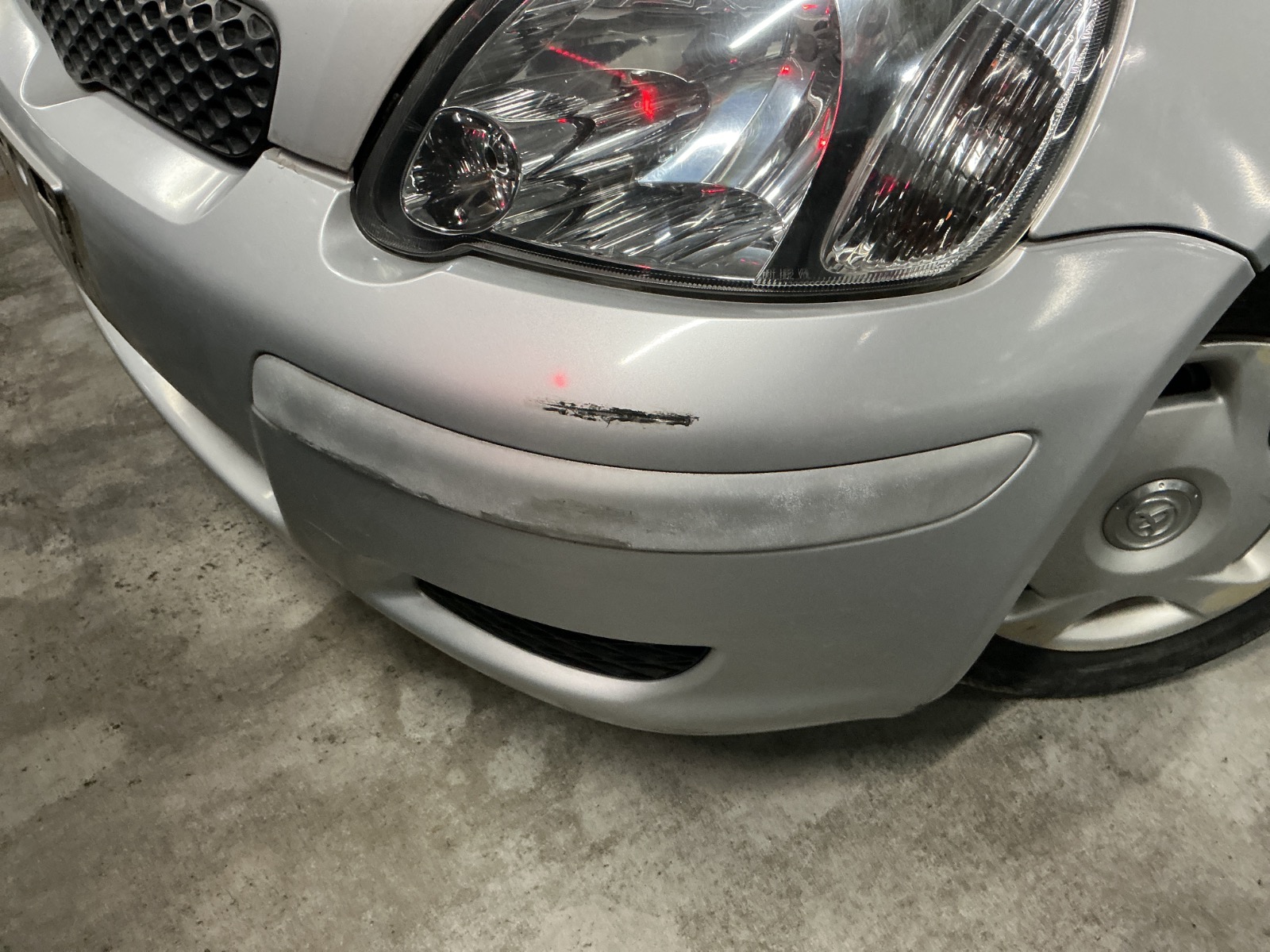 キズ・ヘコミ_05