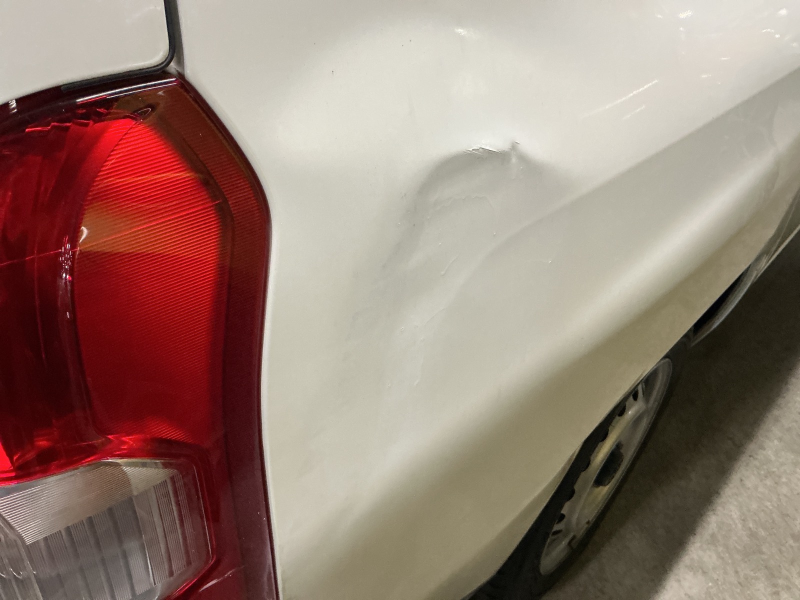 キズ・ヘコミ_41