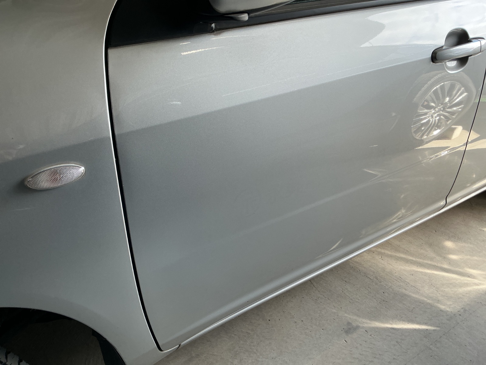 キズ・ヘコミ_17