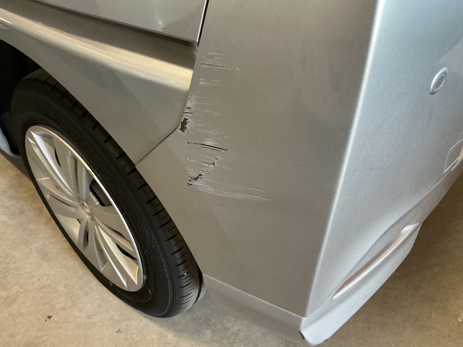 キズ・ヘコミ_55