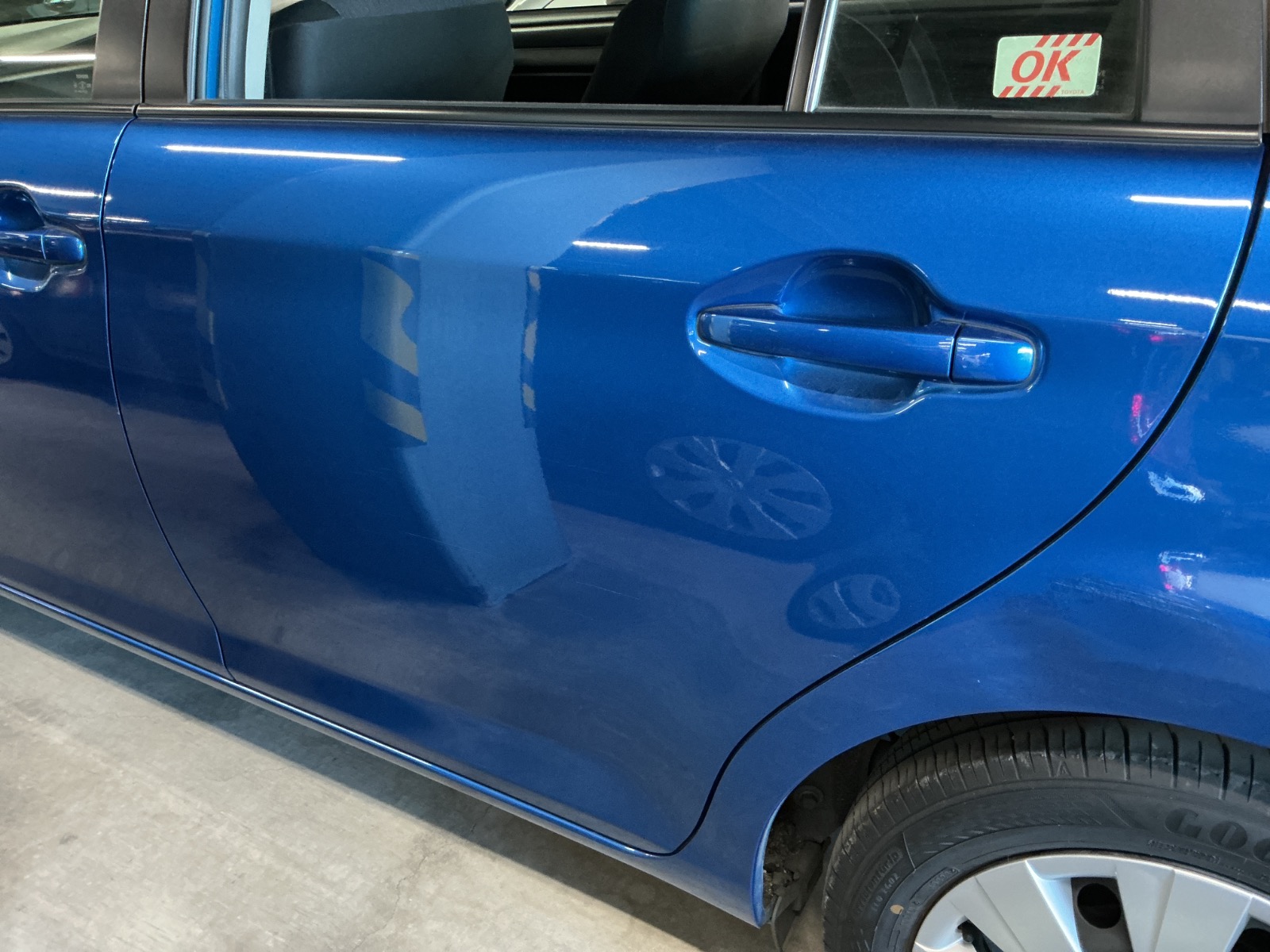 キズ・ヘコミ_25