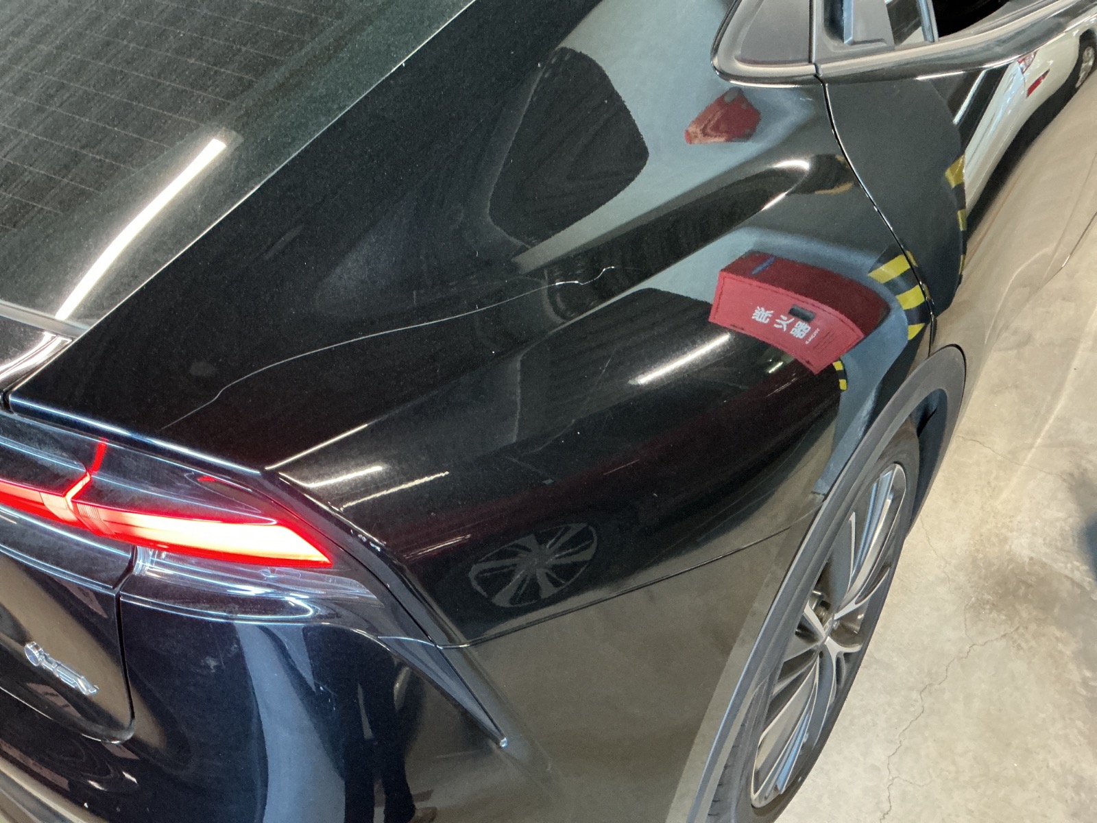 キズ・ヘコミ_41