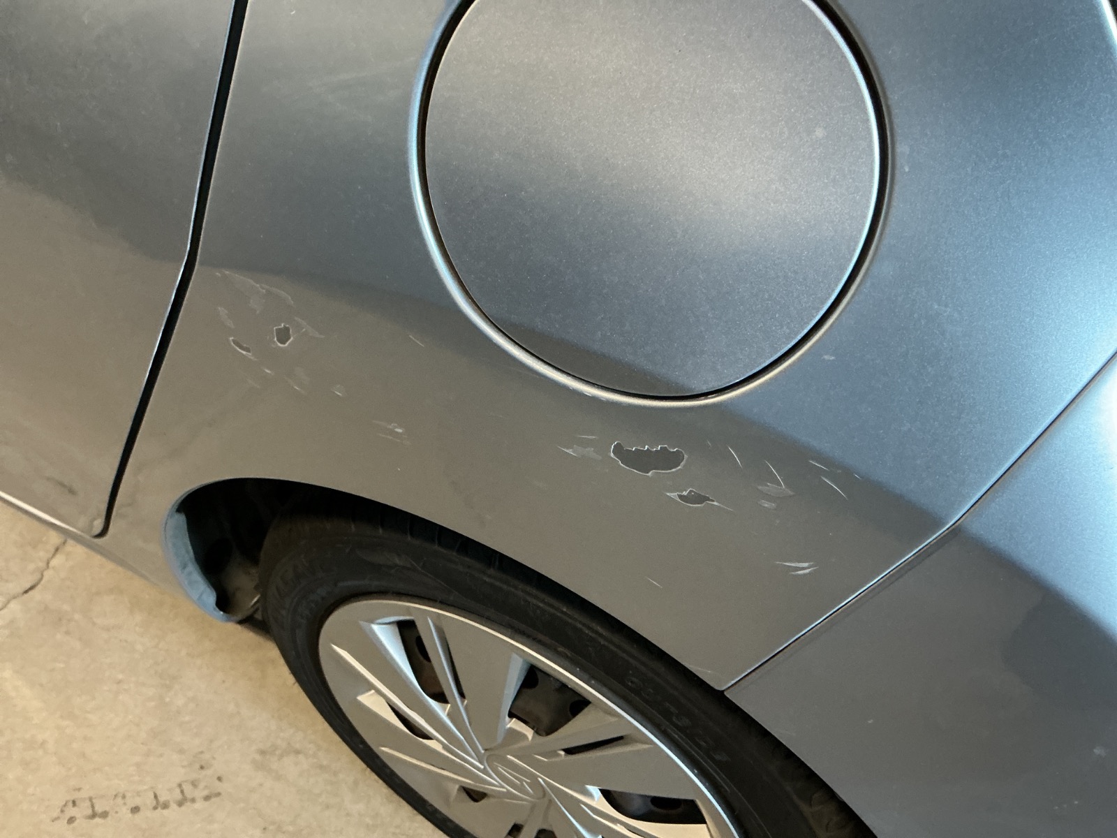 キズ・ヘコミ_39